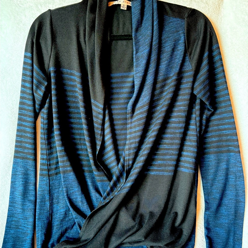 Max Studio sweater top black and blue with stripes size small